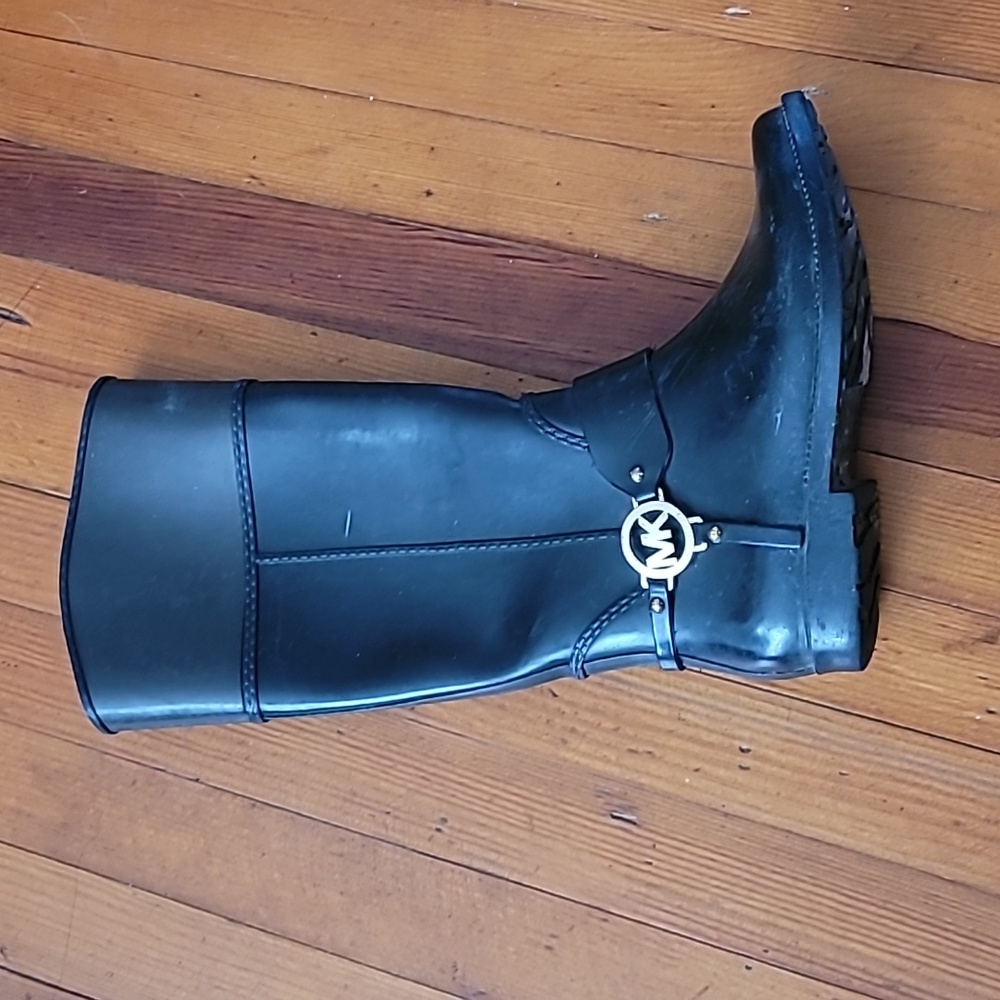 Michael kors rain boots